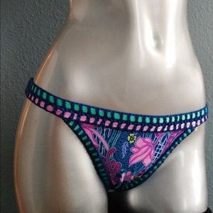 - NWOT  Large VS Swim Crochet Trim Cheeky Bikini Bottom